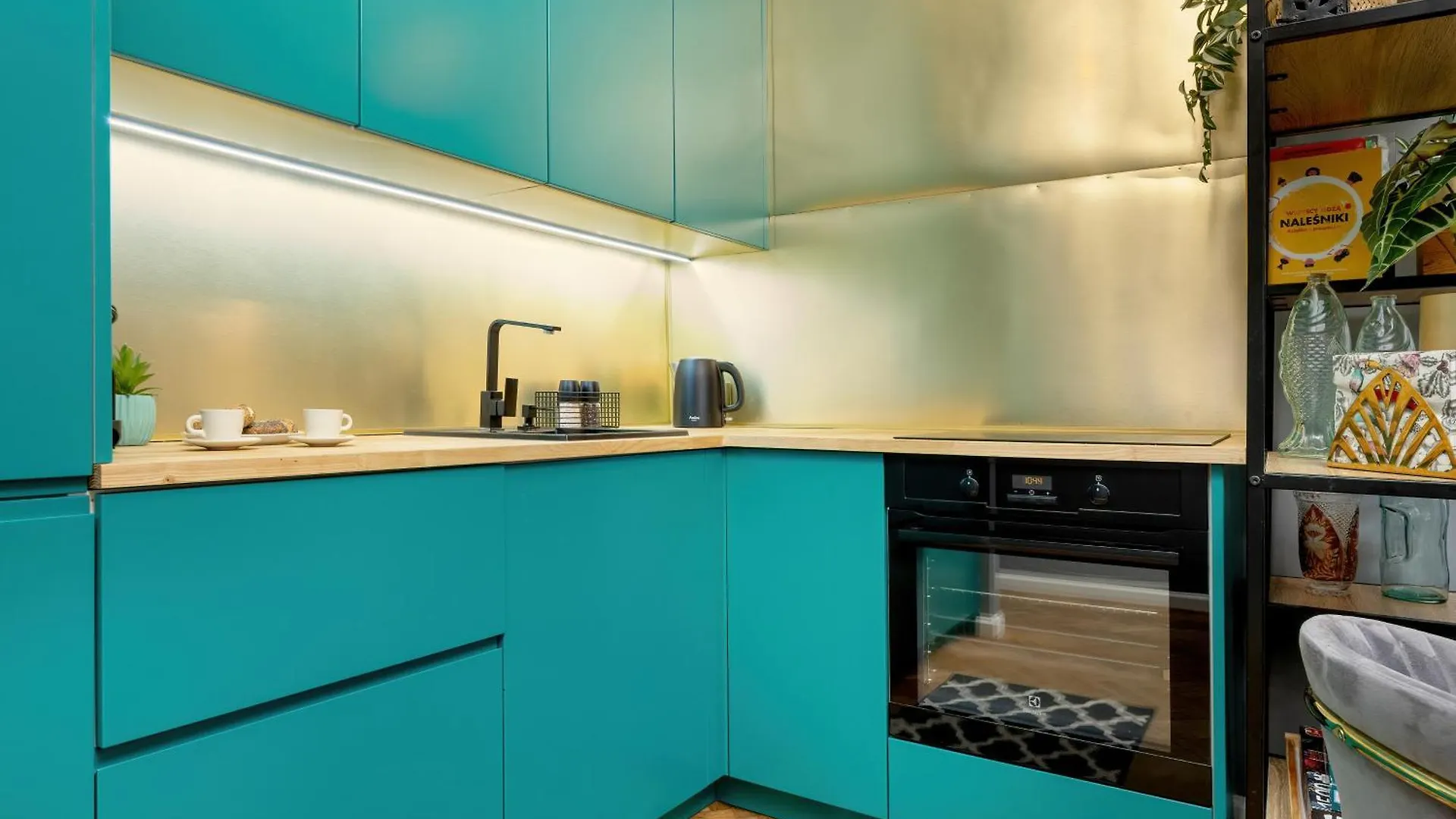 City Center Turquoise Residence Warsaw By Noclegi Renters 0*,  Polen